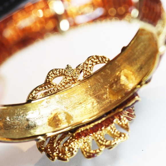 🏆 Rare! Vintage Kenneth Lane Lion's Head Bracelet - Picture 7 of 16